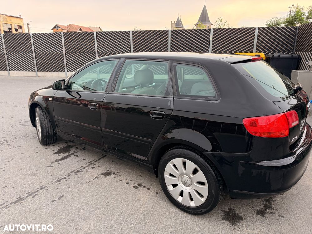 Audi A3 1.6 Ambiente - 7