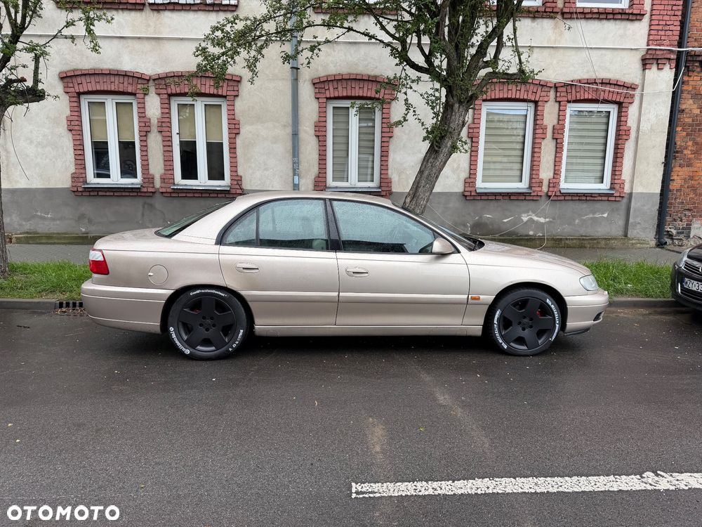 Opel Omega 2.2 Elegance - 4