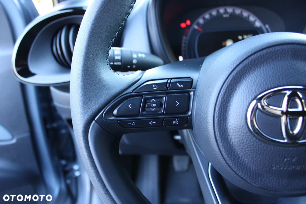 Toyota Aygo X 1.0 VVT-i Executive - 27