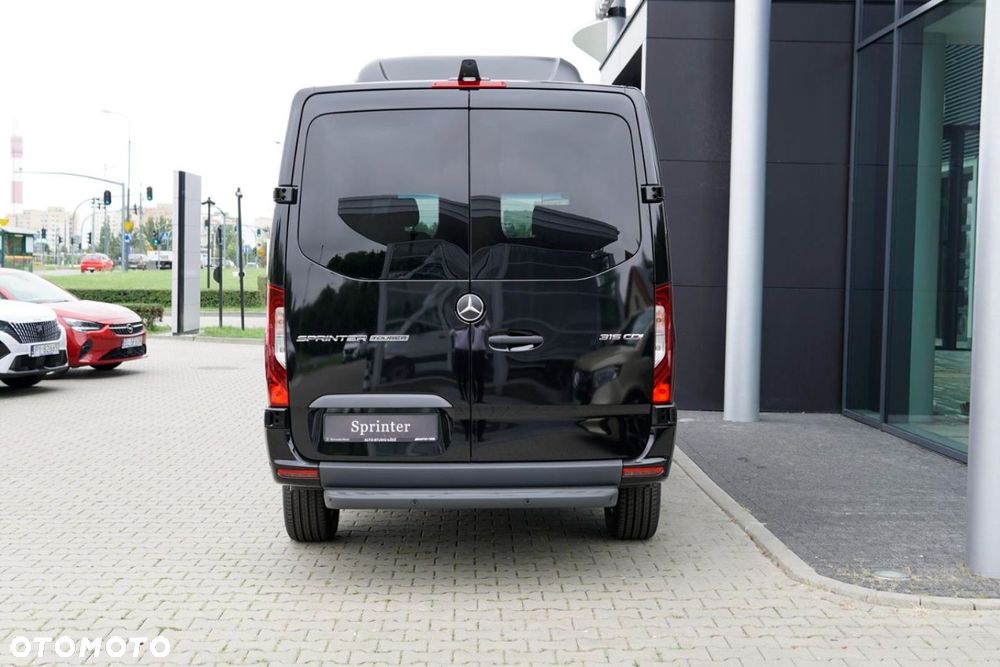 Mercedes-Benz Sprinter - 6
