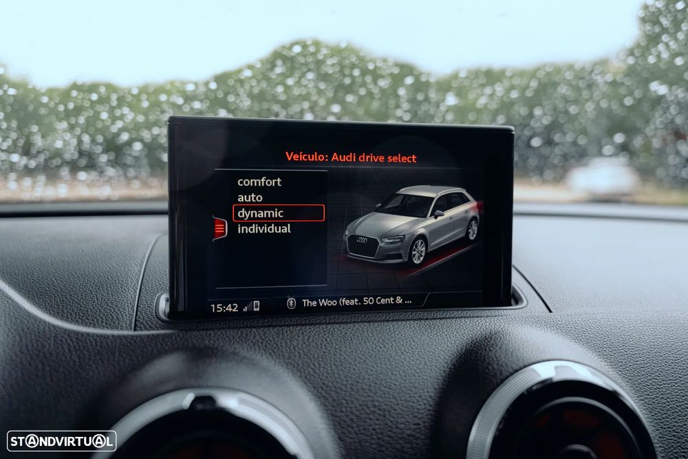 Audi RS3 Sportback 2.5 TFSI quattro S tronic - 31