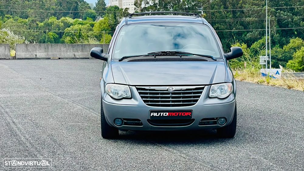 Chrysler Voyager 2008 photo 2