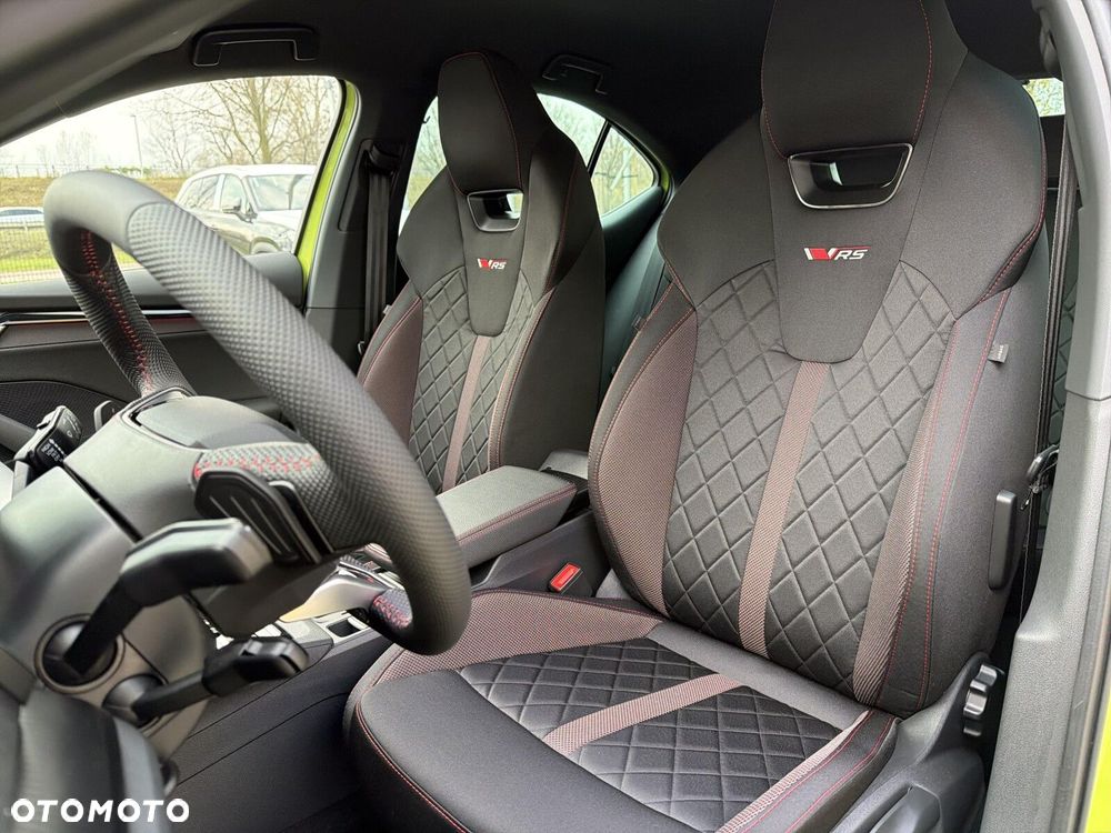 Skoda Octavia 2.0 TSI RS DSG - 11