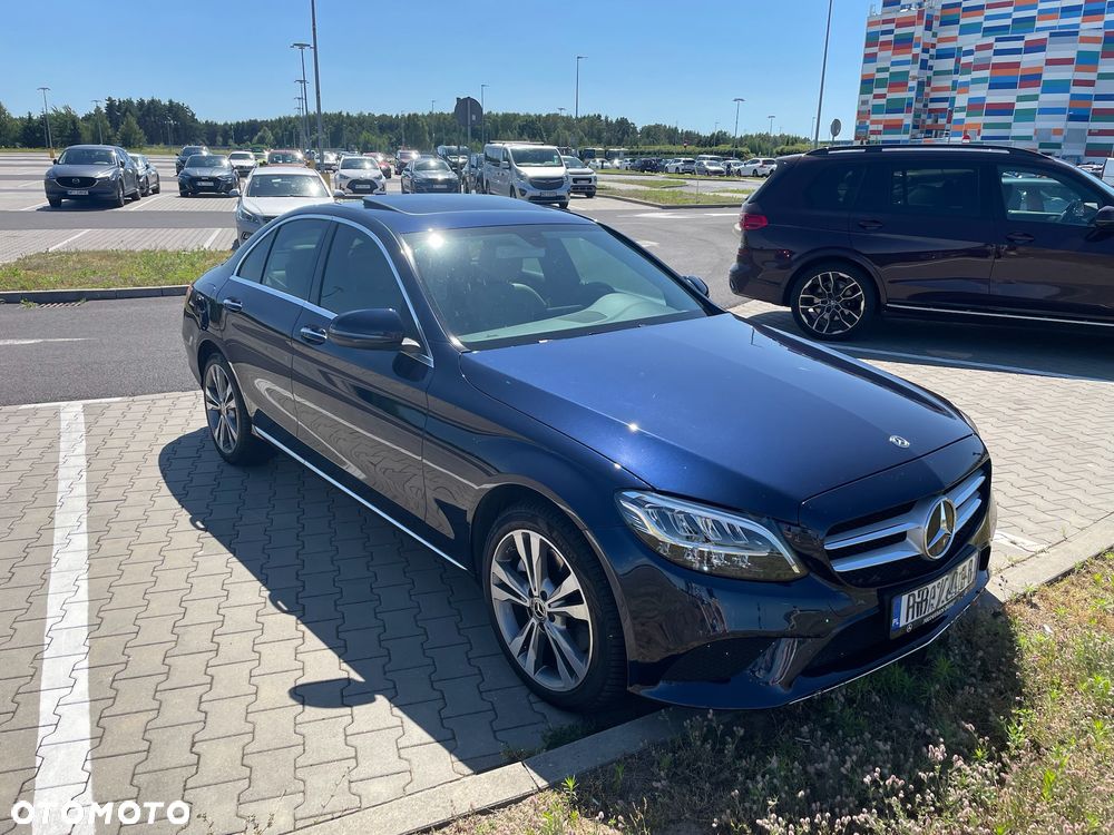Mercedes-Benz Klasa C 300 4Matic 9G-TRONIC Avantgarde - 7