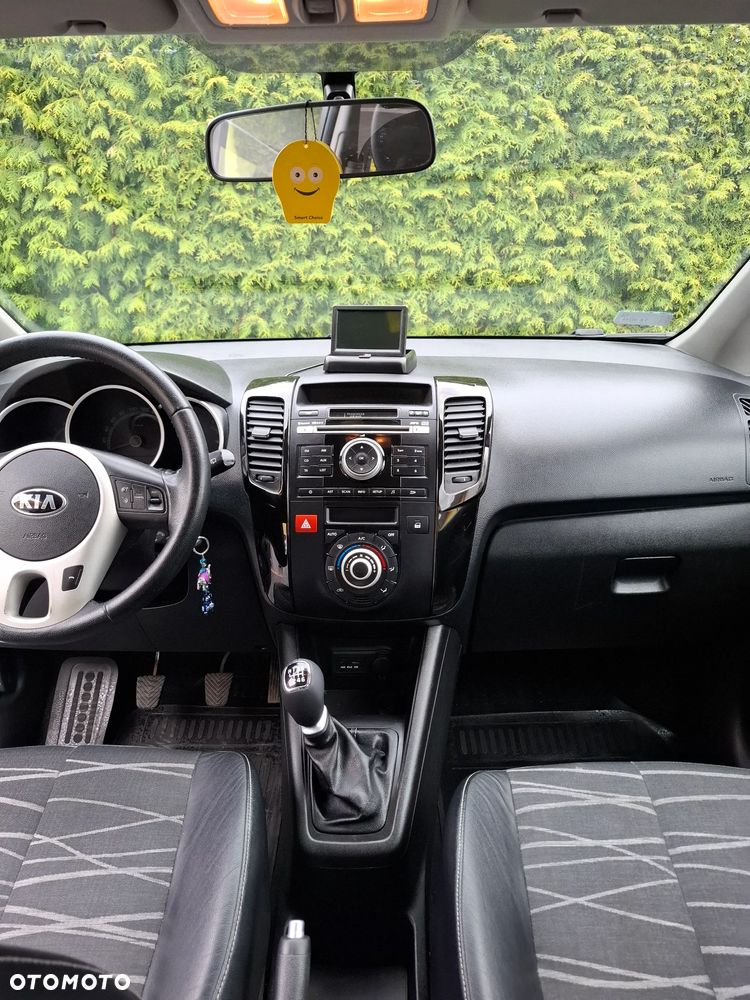 Kia Venga 1.4 CRDi M - 17