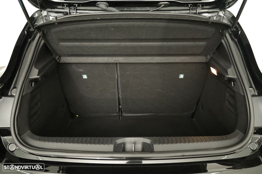 Renault Clio 1.0 TCe Evolution - 23