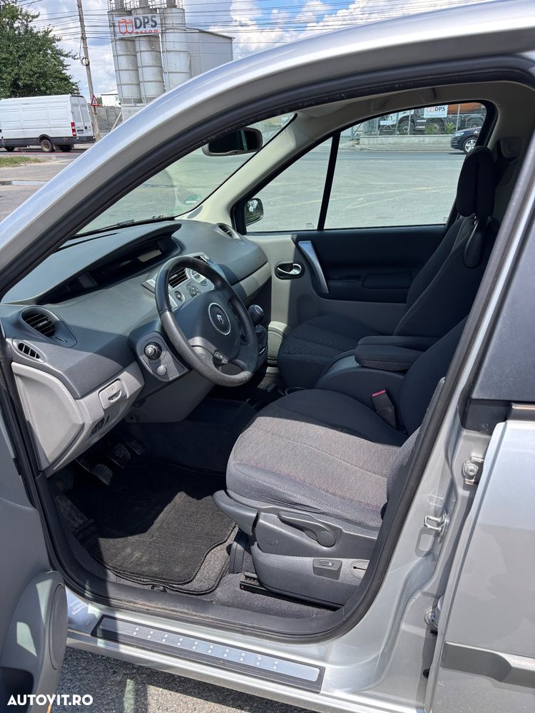 Renault Grand Scenic 1.9 dCi XXL FAP Avantage - 8