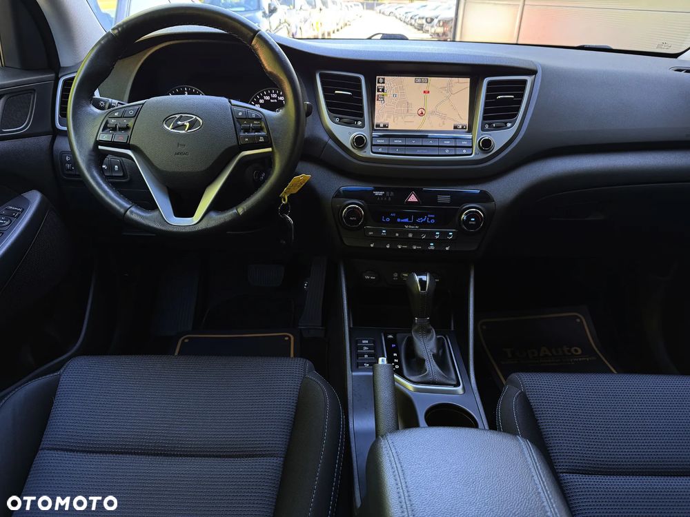 Hyundai Tucson blue 1.7 CRDi 2WD DCT Premium - 25