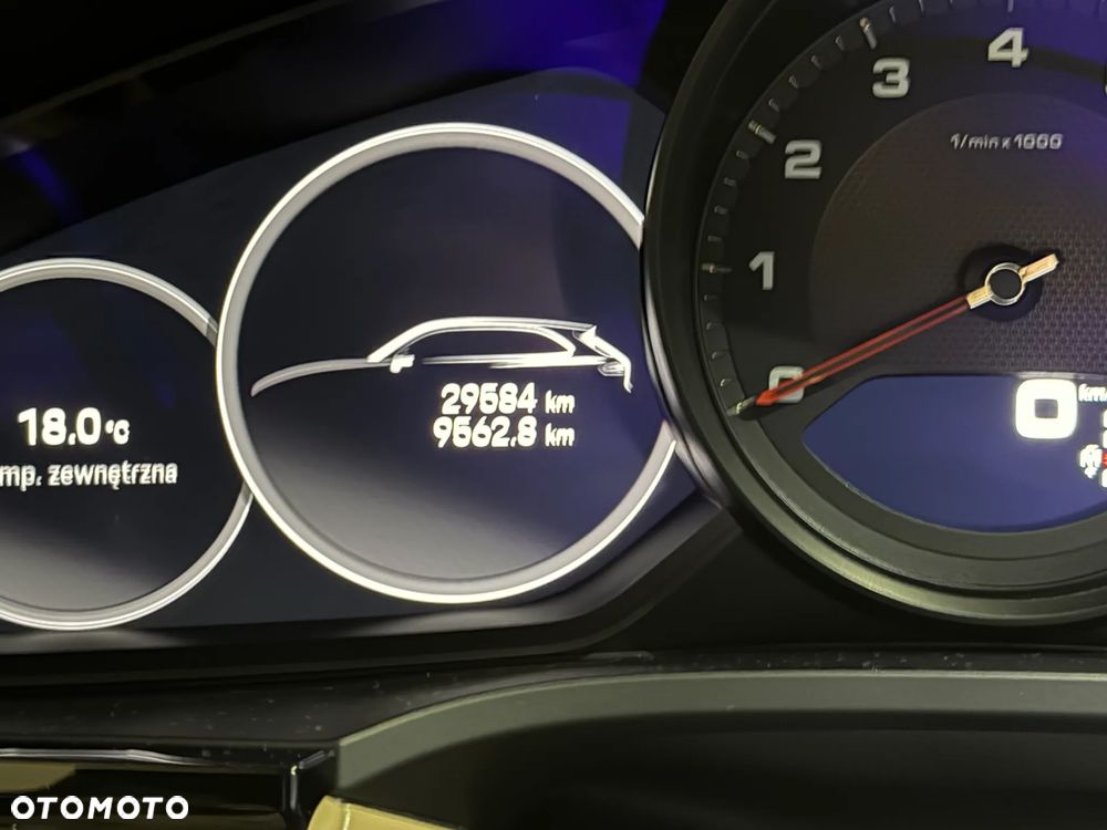 Porsche Cayenne Standard - 13