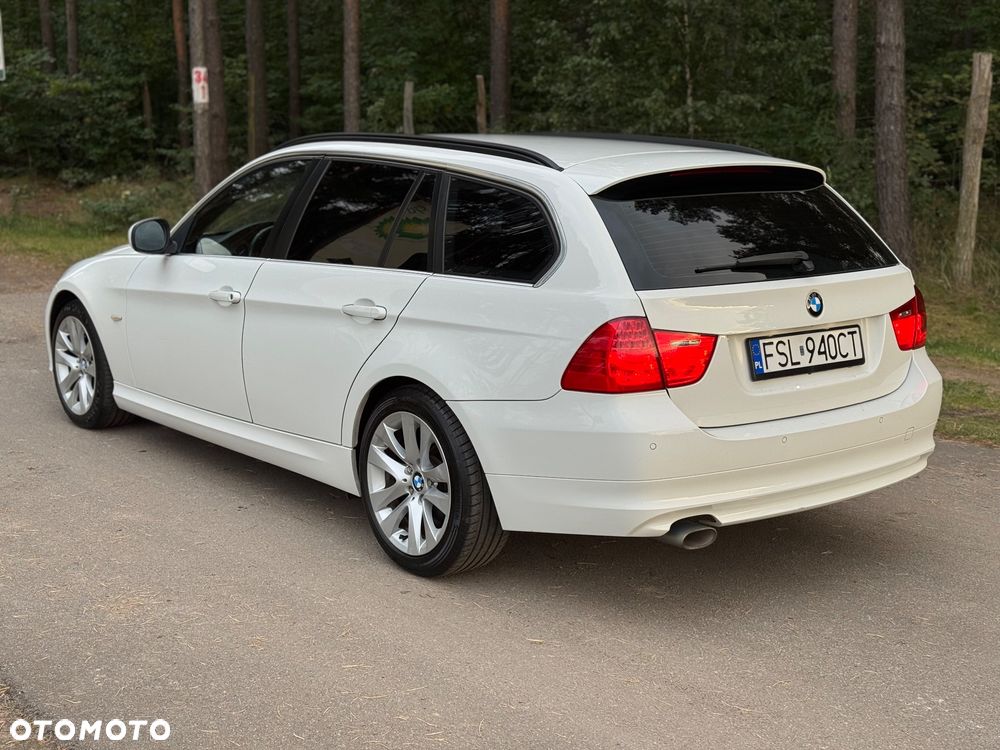 BMW Seria 3 318d DPF Touring Edition Sport - 5