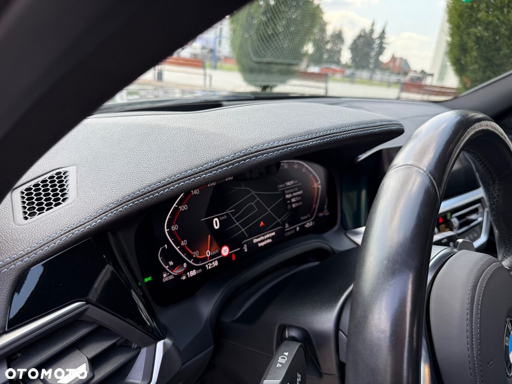 BMW Seria 3 320d Touring xDrive M Sport - 30
