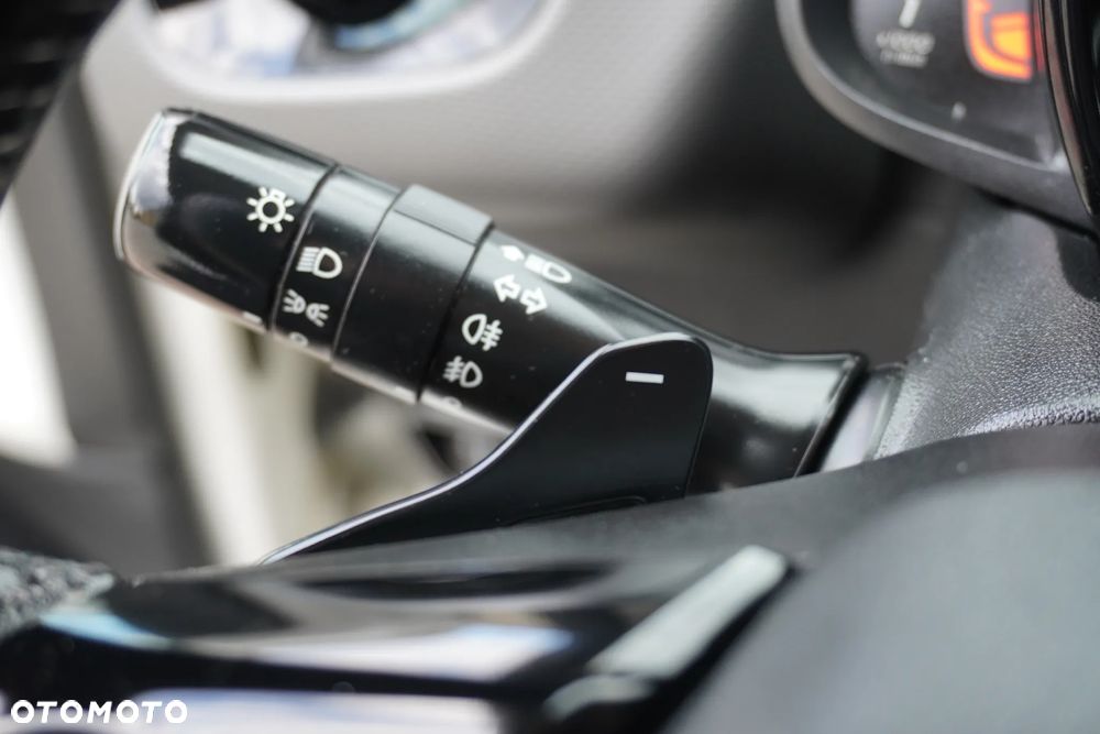 Peugeot 108 VTI 72 ETG5 Top Allure - 30