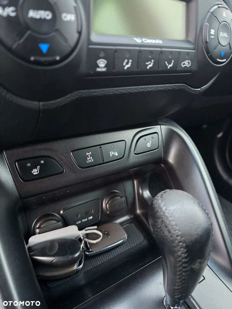 Hyundai ix35 2.0 CRDi 4WD Automatik Premium - 26