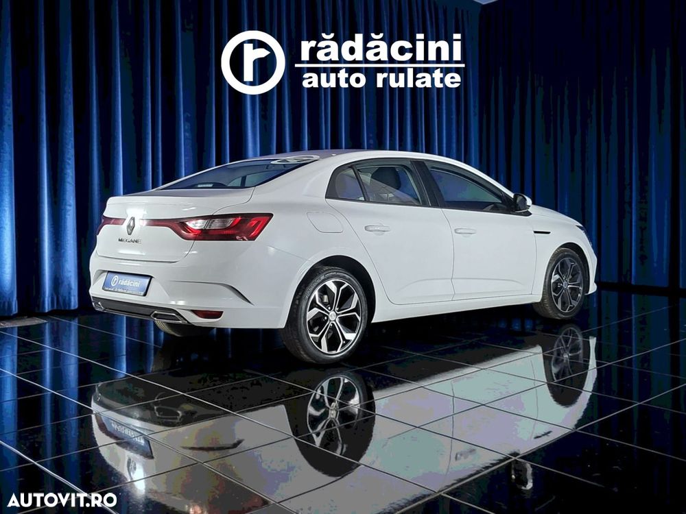 RENAULT Megane 2023 — imagine 13