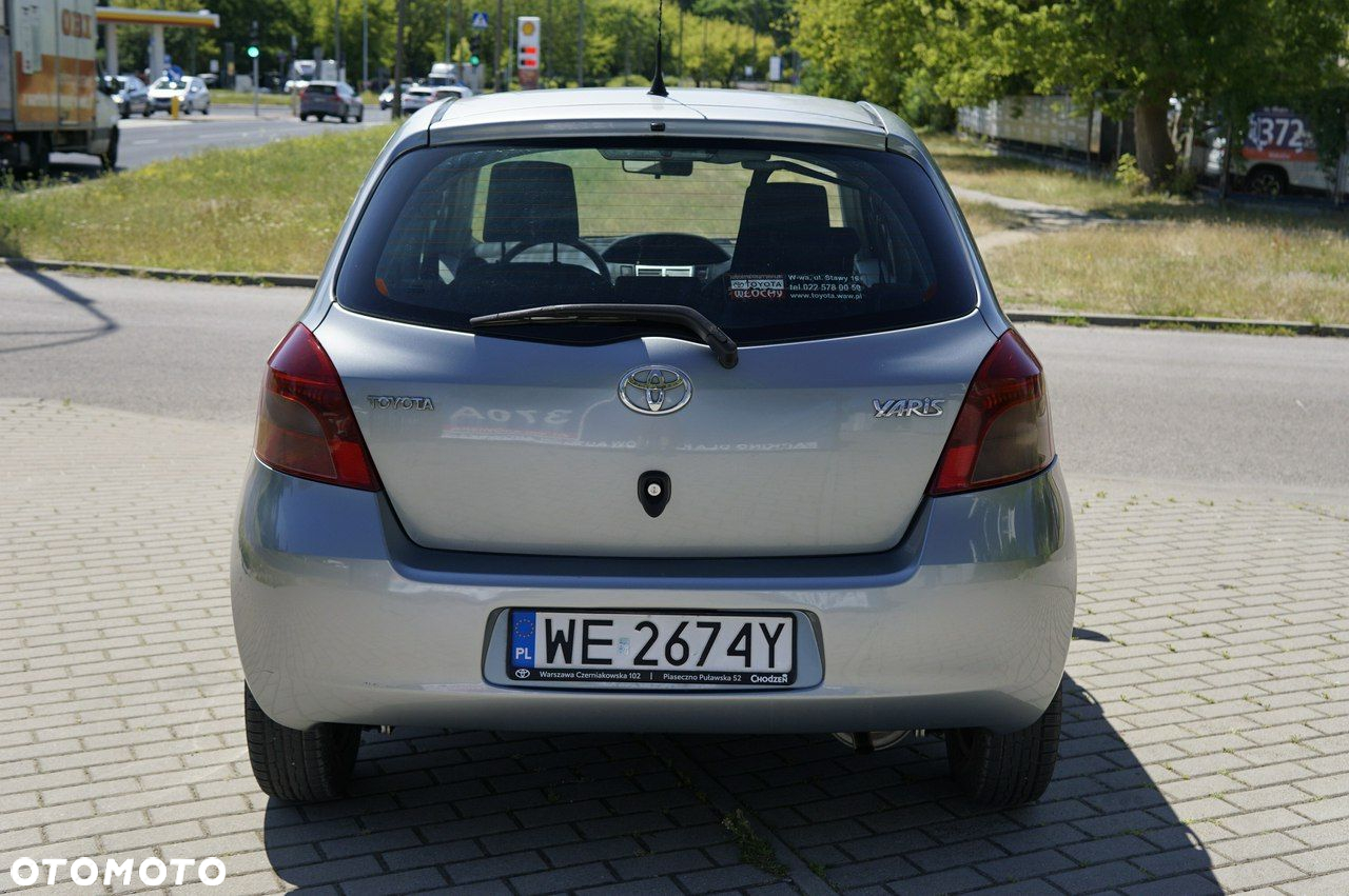 Toyota Yaris - 6