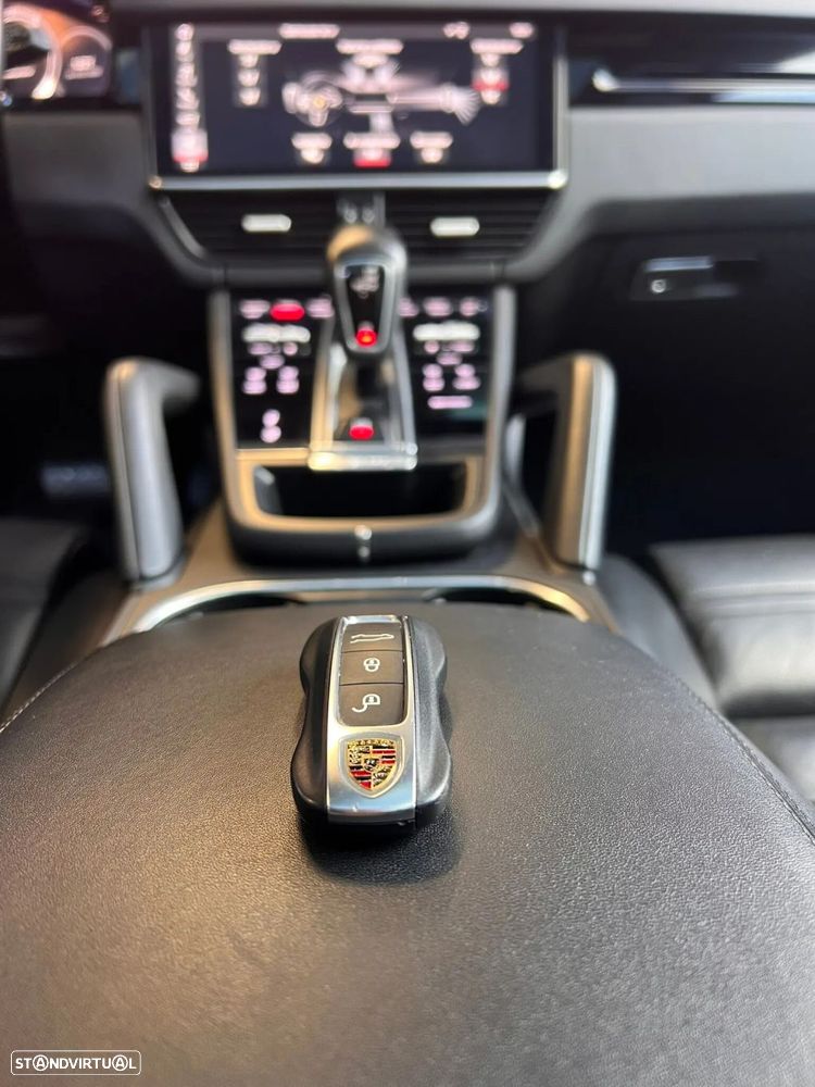 Porsche Cayenne E-Hybrid Tiptronic S - 21