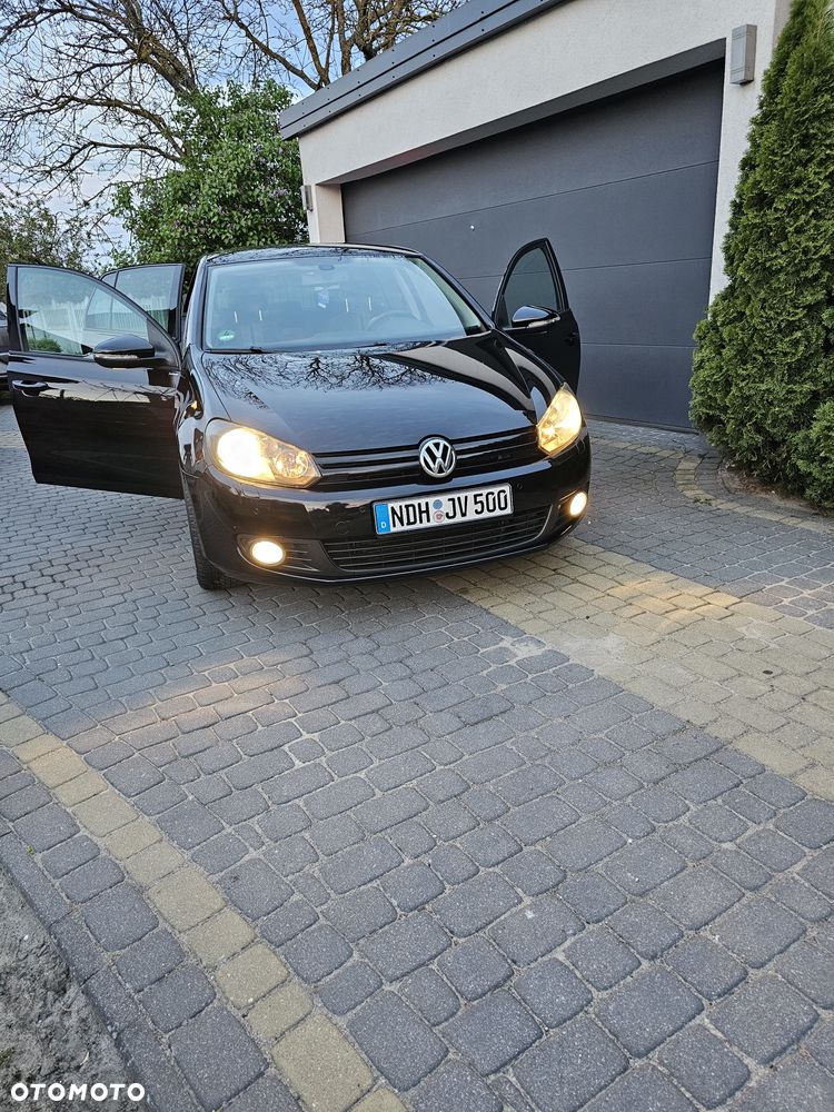 Volkswagen Golf 1.6 TDI DPF BlueMotion Technology MATCH - 16