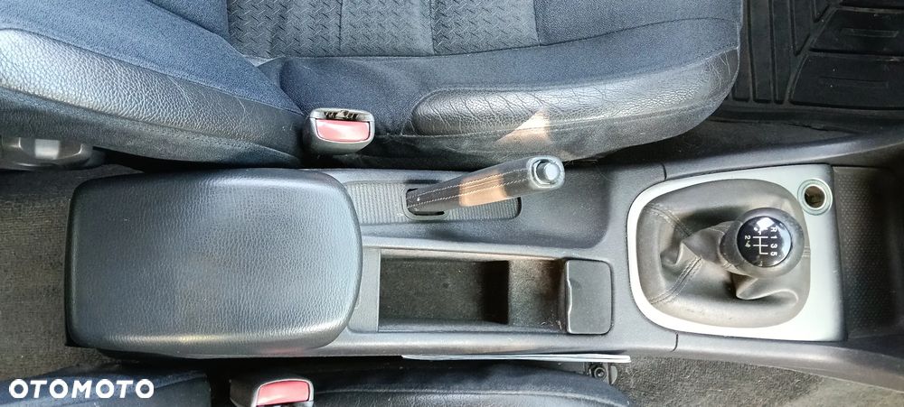 Volvo V40 - 15