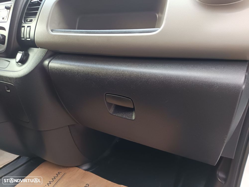 Renault Trafic 1.6 dCi L1H1 1.2T - 25