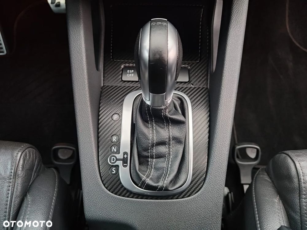 Volkswagen Golf R32 4Motion DSG - 26