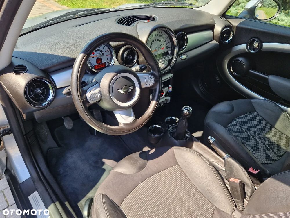 MINI Cooper 50 Camden - 18