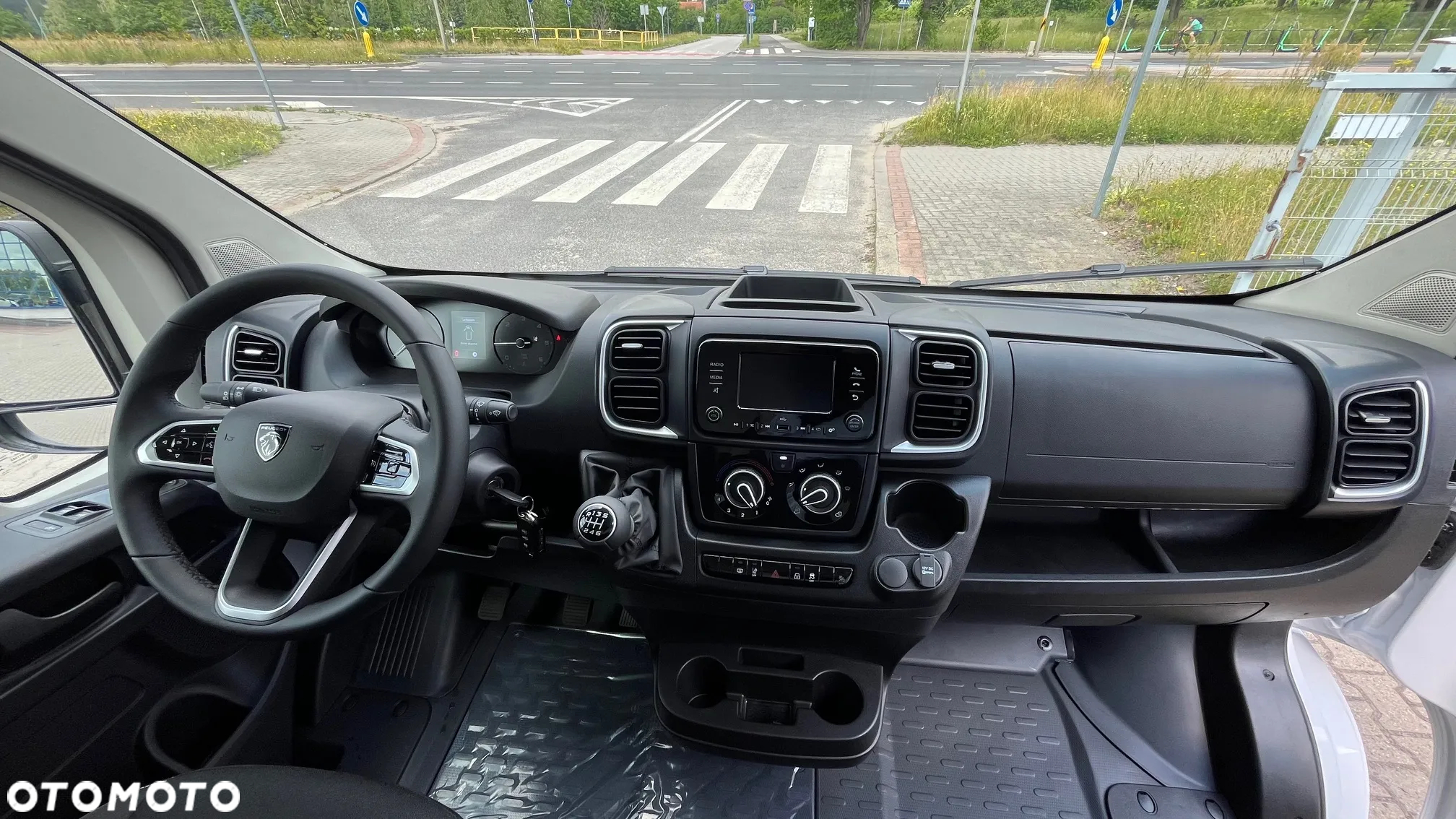 Peugeot Boxer - 12