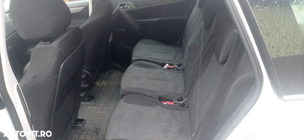 Citroën C4 Picasso 1.6 HDI FAP Tendance - 12