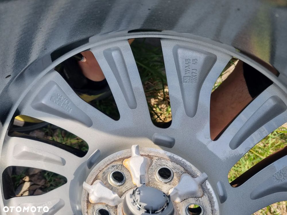 NISSAN NAVAEA ALU 18X7J ET45 6X114,3 bdb stan - 9