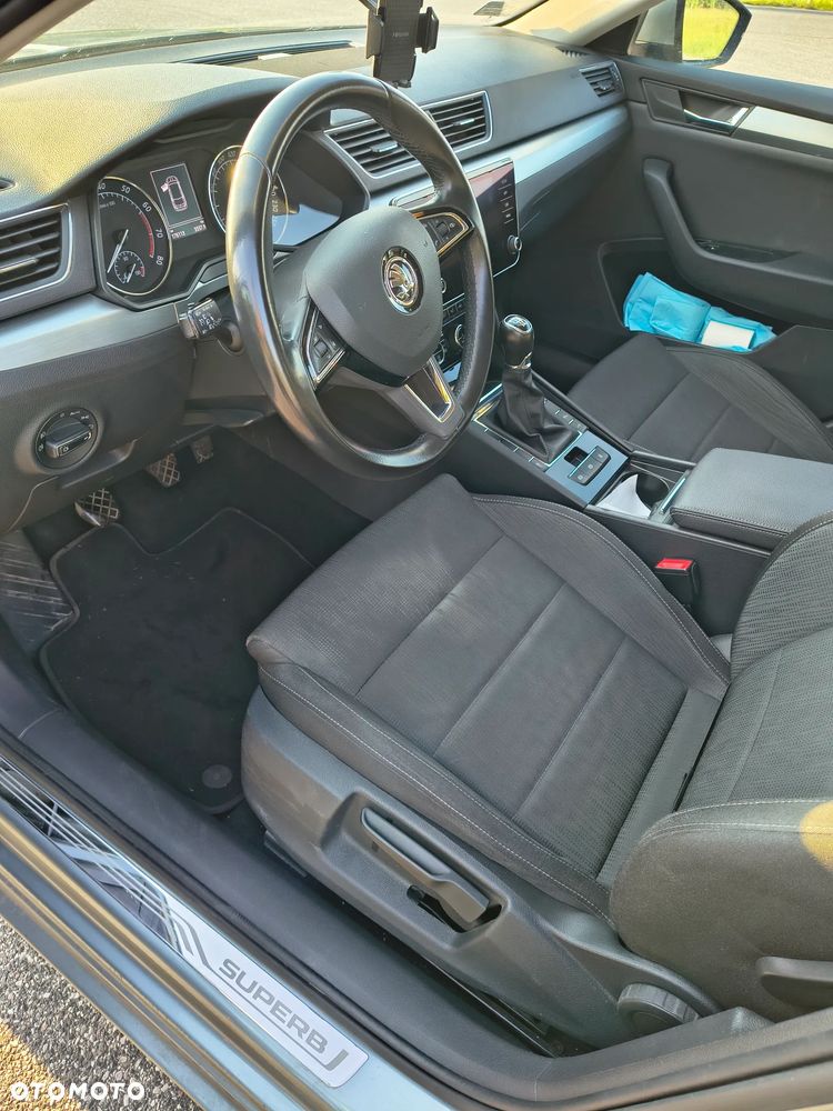 Skoda Superb 1.8 TSI Ambition - 21