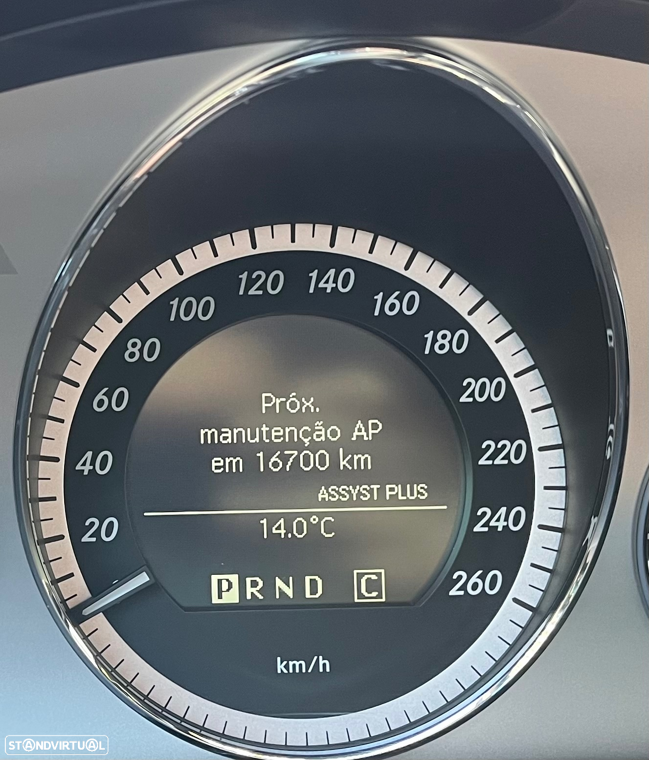 Mercedes-Benz E 250 CDi Elegance BlueEfficiency Auto - 38