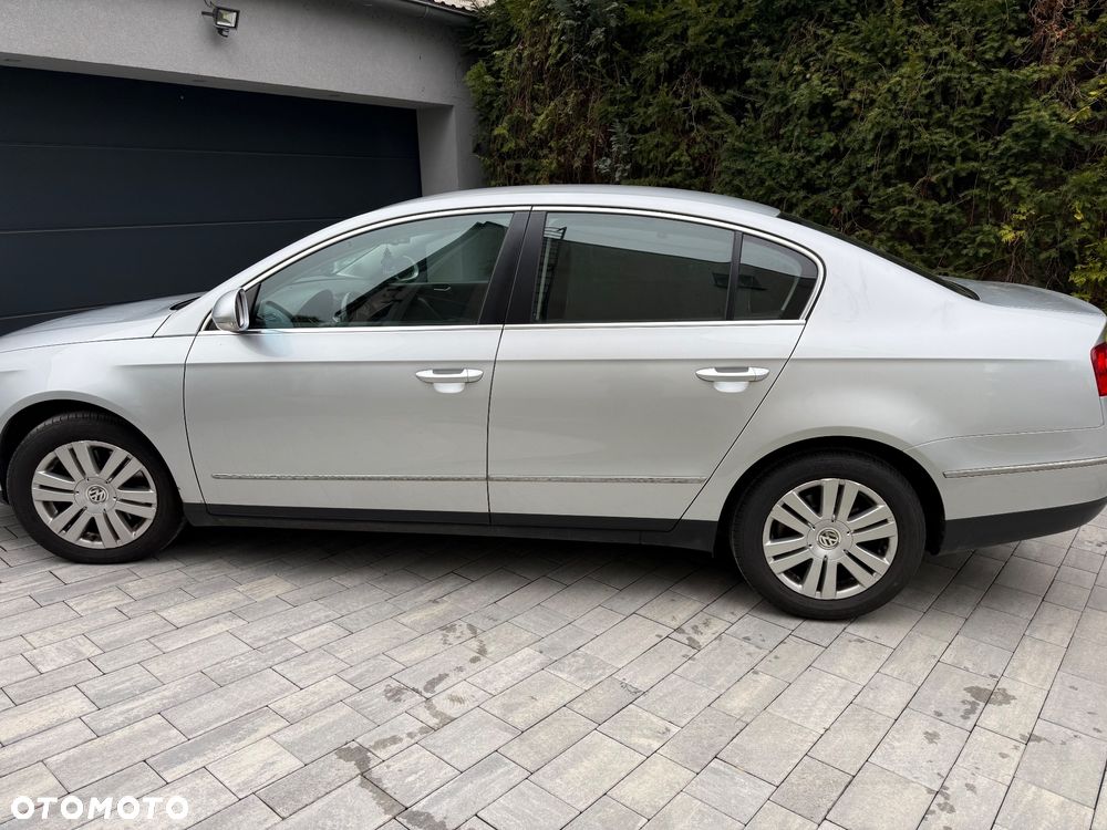 Volkswagen Passat 2.0 TDI Highline DSG - 11