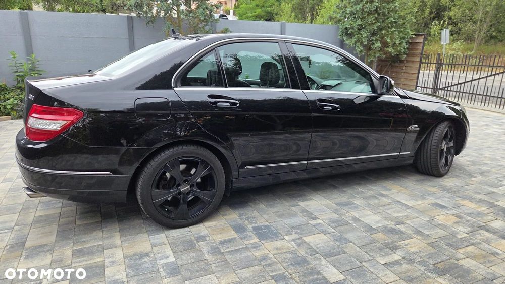 Mercedes-Benz Klasa C 320 CDI DPF Avantgarde - 6