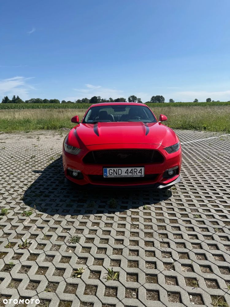 Ford Mustang 5.0 V8 GT - 2