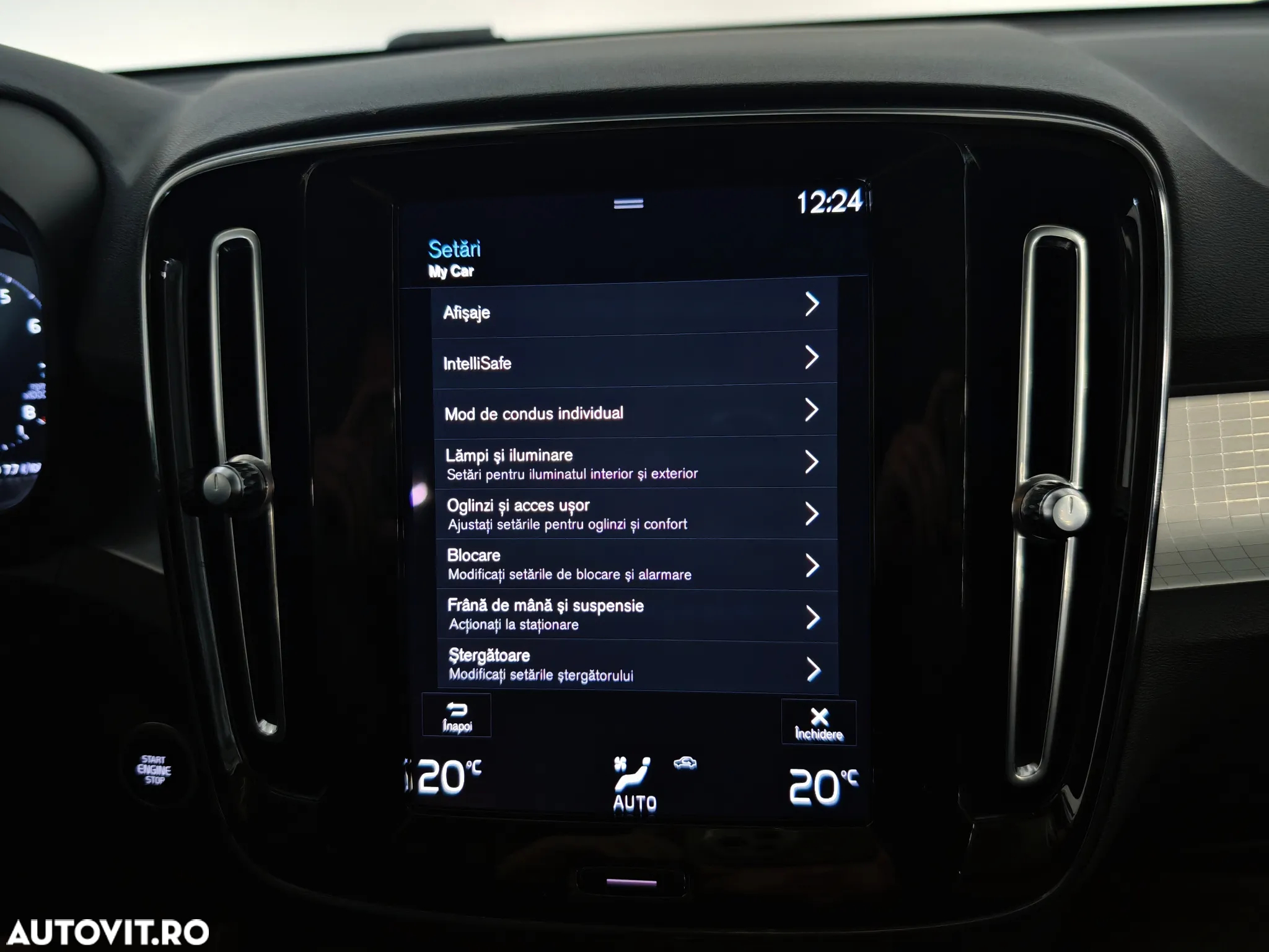 Volvo XC 40 T3 Geartronic Momentum Pro - 14