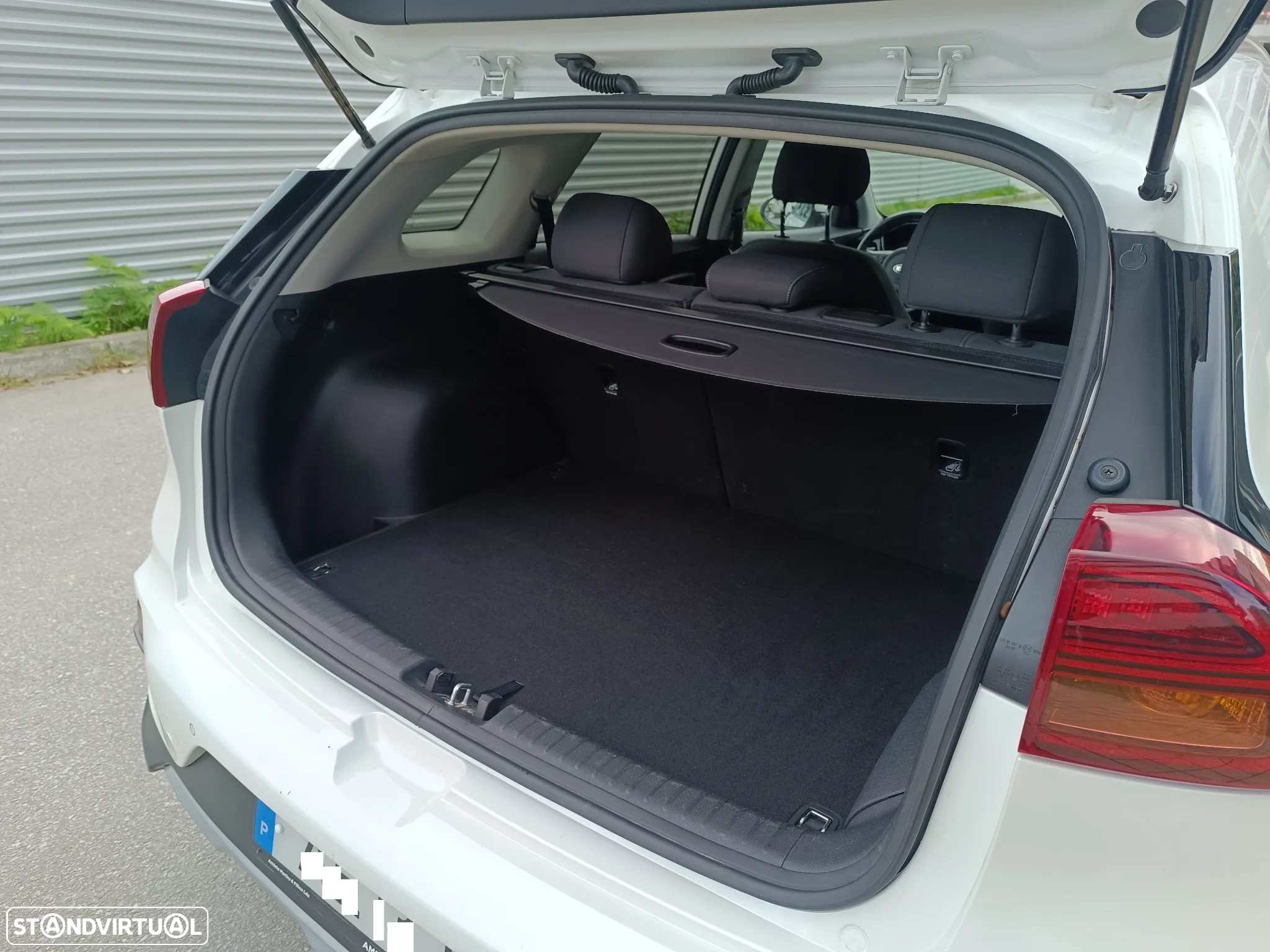 Kia Niro 1.6 GDi PHEV Urban - 8
