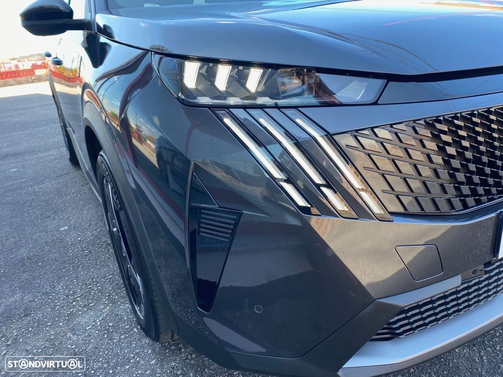 Peugeot 5008 195 e-DSC7 GT - 15