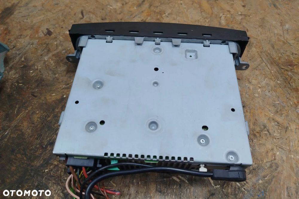 RADiO BECKERS CD do MERCEDES W210 W203 W209 - 4