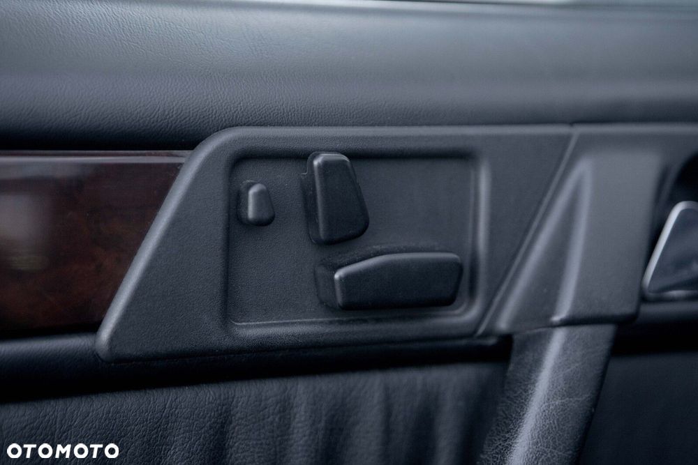 Mercedes-Benz W124 (1984-1993) - 18