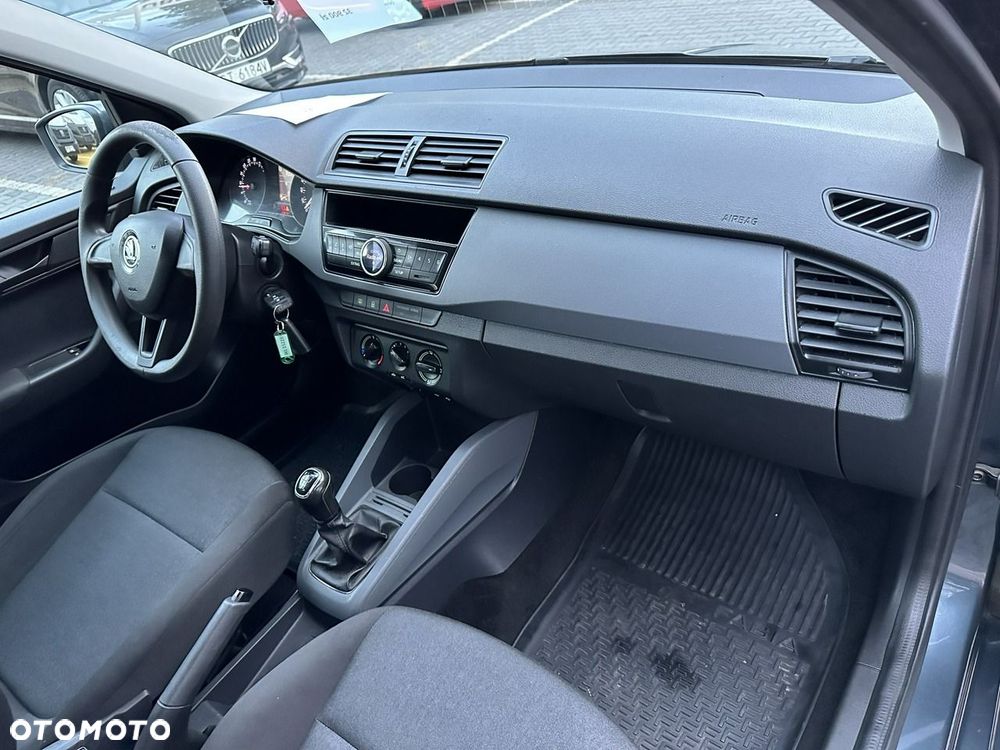 Skoda Fabia - 19