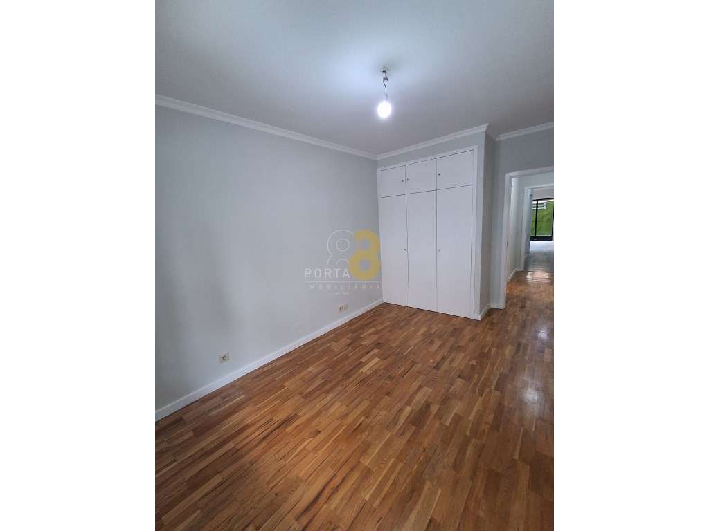 Apartamento T1 em Matosinhos com excelente localização e acessos. - Grande imagem: 3/26