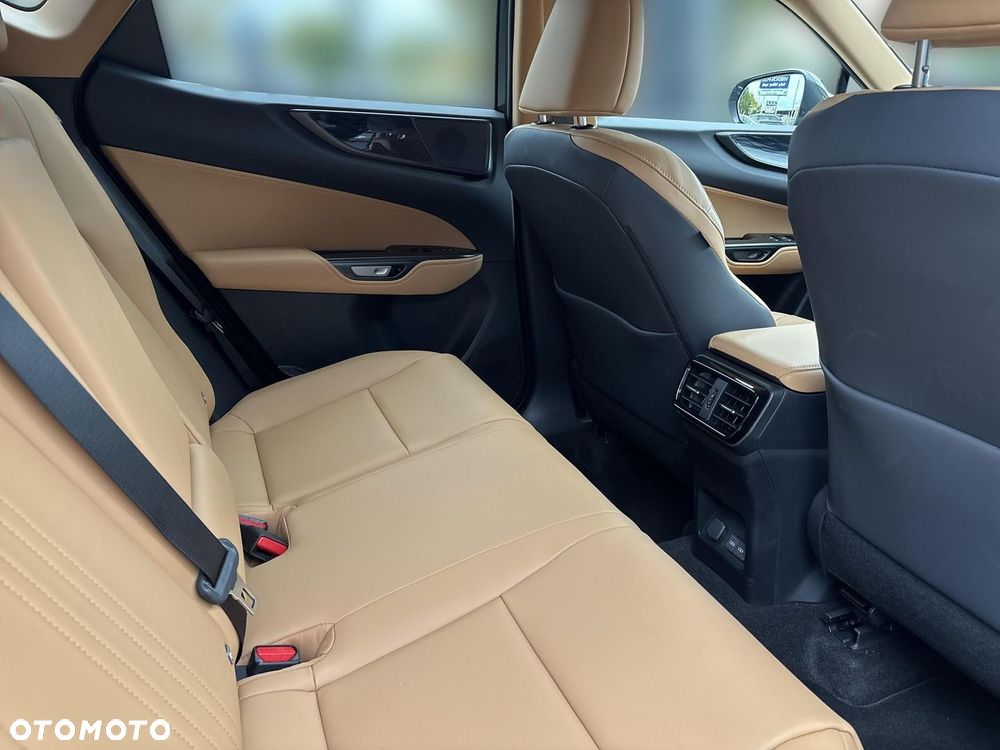 Lexus NX 350h Prestige AWD - 17