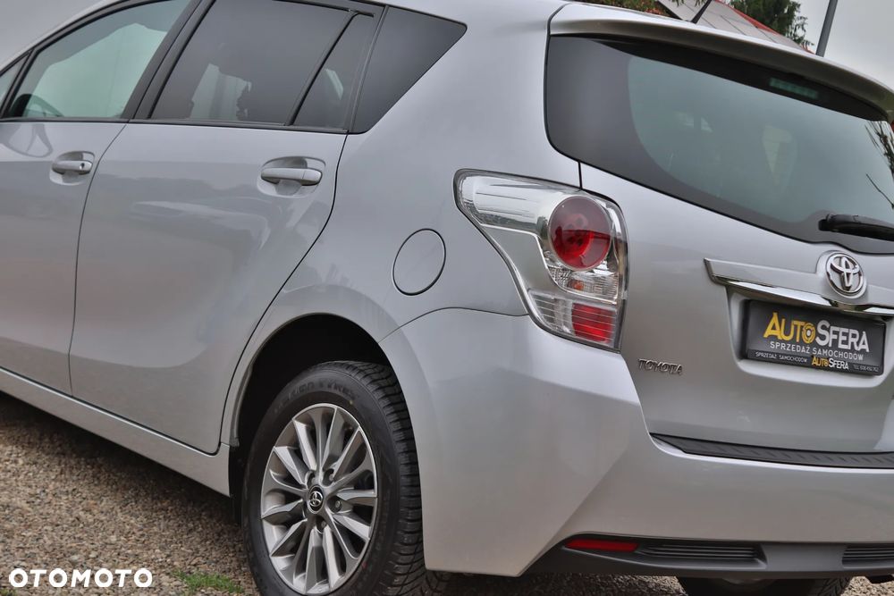 Toyota Verso 1.8 Premium 7os - 14