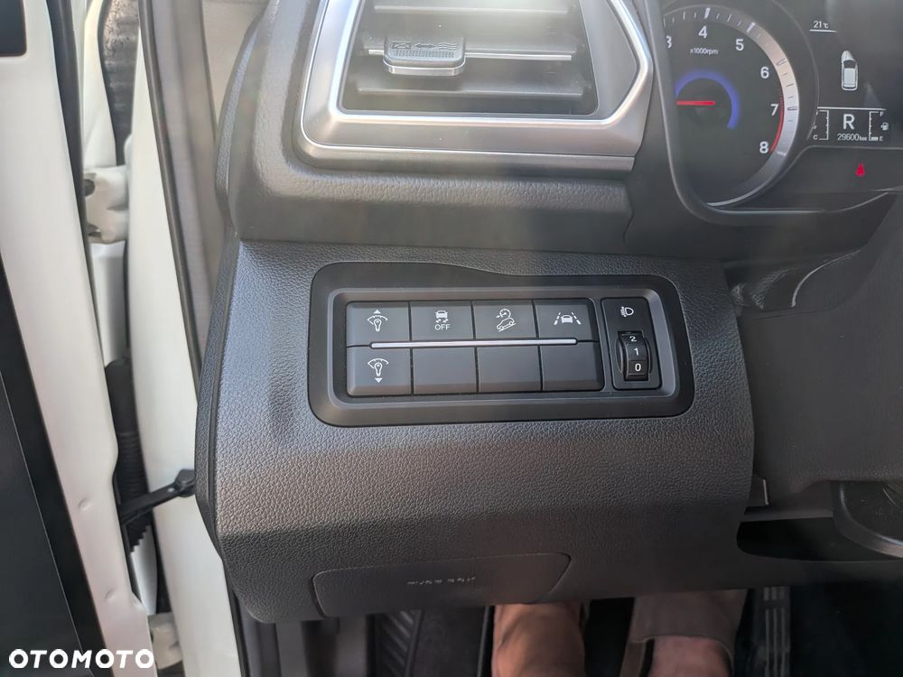 SsangYong/KGM Tivoli - 12
