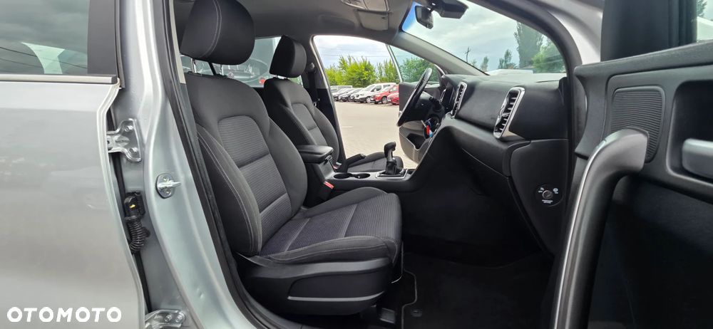 Kia Sportage 1.6 T-GDI AWD VISION - 37