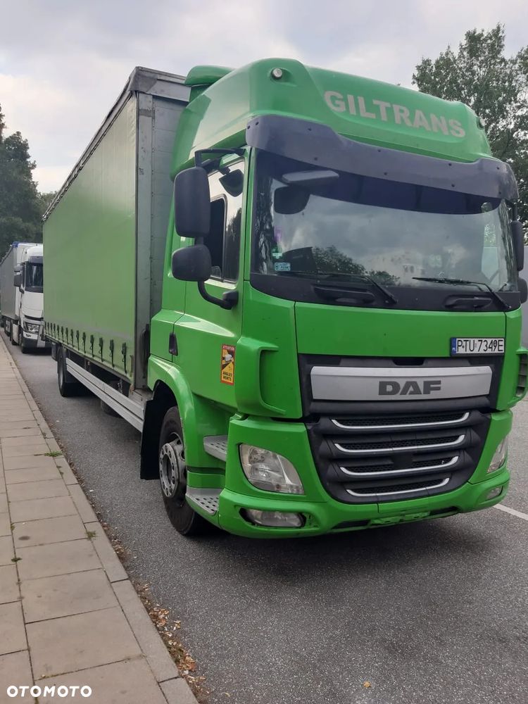 DAF CF - 8