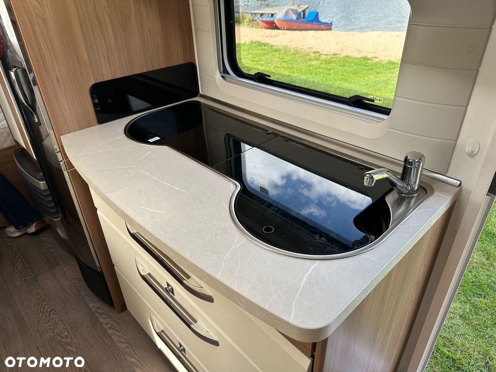 Hobby 490 KMF De Luxe - 34
