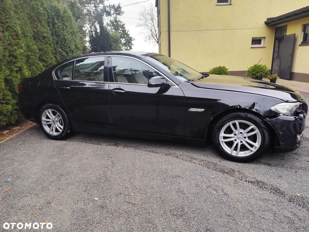 BMW Seria 5 2015 photo 4