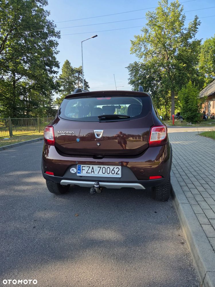 Dacia Sandero 0.9 TCe Laureate S&S EU6 - 4