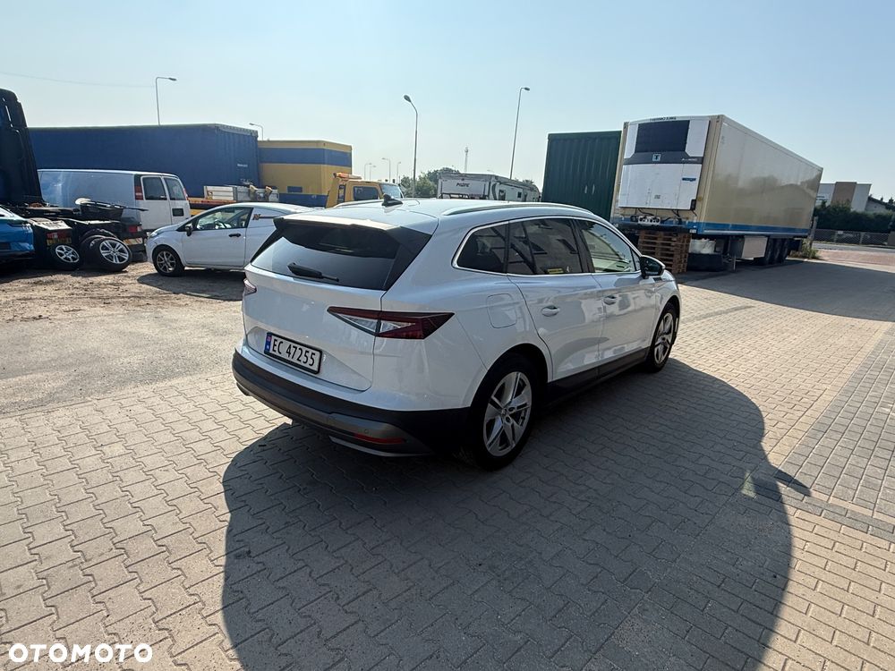 Skoda Enyaq 80 82kWh Sportline Advanced - 3