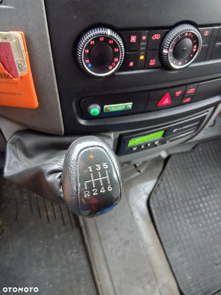 Volkswagen Crafter - 21